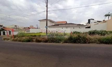 Terreno à venda no Planalto Paraíso, São Carlos 