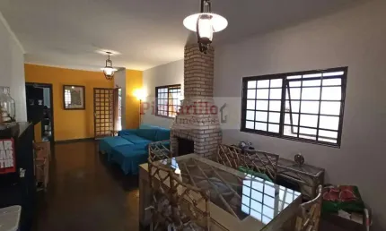 Casa para Venda em São Carlos, Jardim Alvorada, 3 dormitórios, 1 suíte, 2 banheiros, 4 vagas