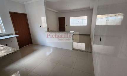 Casa para Venda em São Carlos, Vila Prado, 2 dormitórios, 1 suíte, 2 banheiros, 2 vagas