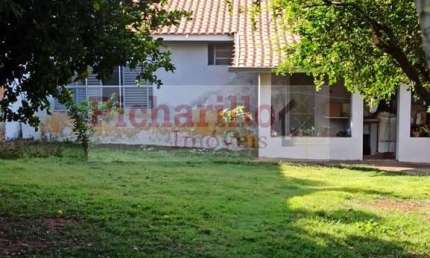 Edícula para Venda em São Carlos, Residencial Samambaia, 1 dormitório, 1 banheiro, 5 vagas
