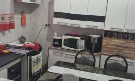 Casa para Venda em Carapicuíba / SP no bairro Alto de Santa Lúcia - 947-2546935