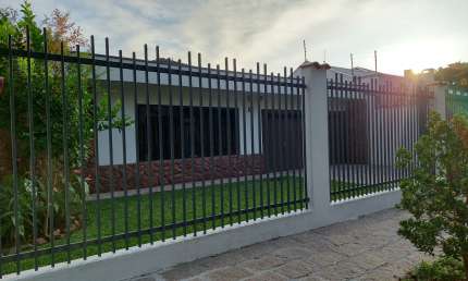 Casa com 3 quartos para alugar na Rua Acyr Santos, 44, Vila Izabel, Curitiba