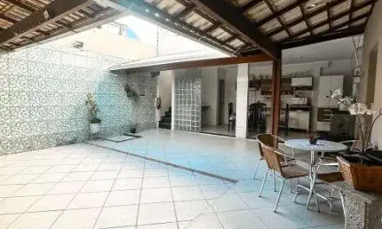 Casa Individual Ampla em Morada de Laranjeiras – 6 Quartos, 4 Suítes e Terraço!