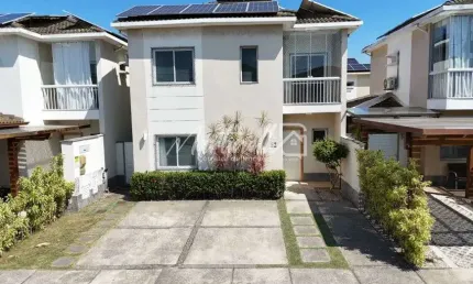 Casa à Venda no Condomínio Itatiaia 3 quartos sendo 1 suíte– Colina de Laranjeiras