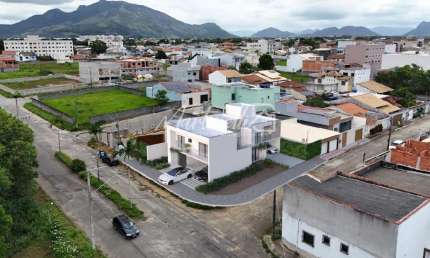 Casa Nova à Venda – Planície da Serra, Serra/ES Seu futuro lar com conforto, modernidade e excelente localização!