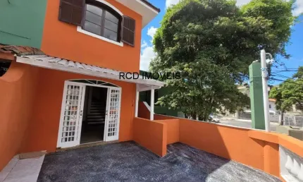 Lindo sobrado Jardim Bonfiglioli - 3 Quartos - 1 Suite - Quintal - 225m de aérea construída!