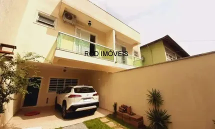 Casa com 3 Suítes com 4  Vagas - No Jardim Bonfiglioli