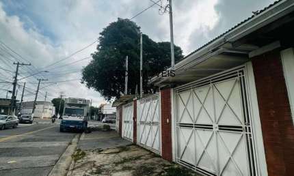 Imperdível Casa à Venda em São Paulo-SP, 2 Quartos, 2 Banheiros, 80m² no Jardim Esmeralda!