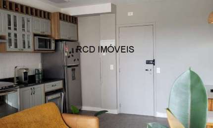 Apartamento à venda em condomínio de luxo na Vila Yara, Osasco-SP: 2 quartos, 1 suíte, sala ampla e vaga de garagem!