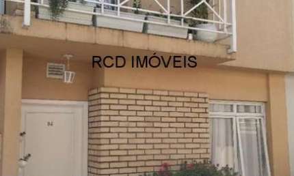Casa em Condomínio 3 Quartos, 1 Suíte, 2 Salas, 2 Banheiros, 4 Vagas