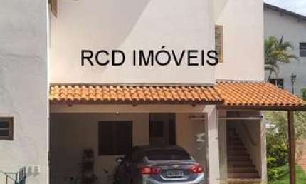 CASA EM CONDOMÍNIO FECHADO 4 QUARTOS (2 SUITES) EM BAIRRO SUPER TRANQUILO