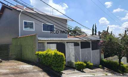 Casa em Condomínio de Luxo em Cotia-SP, Bairro Horizontal Park: 3 Quartos, 3 Suítes, 5 Banheiros, 4 Vagas, 320m².