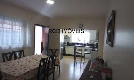 Casa à venda em São Paulo -SP,  bairro Jaguaré: 4 quartos, 2 salas, 2 vagas,  edícula, 255,00 m² de área.