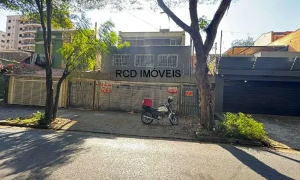 Casa Comercial de Luxo no Jardim Bonfiglioli: 9 Quartos, 3 Banheiros, 4 Vagas de Garagem - São Paulo-SP