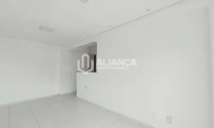 Ótimo apartamentoscom dois dormitórios, sala com sacada, 1 banheirco e 1 vaga de garagem  - josé menino - santos-sp