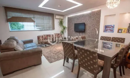 R- Sobrado 2 dorm; suíte e quintal com churrasqueira - Campo Grande - Santos/SP