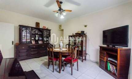 Apartamento com 3 dormitórios à venda por R$ 450.000,00 - Campo Grande - Santos/SP