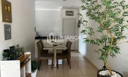 Apartamento de 2 quartos com piscina varanda e salão de festas