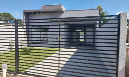 Casa com 3 quartos à venda na Rua Santa Catarina, Itaqui, Campo Largo