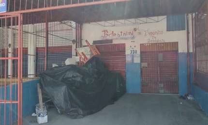 Ponto comercial com 3 salas para alugar na Avenida Barros Reis, 338, Pau Miúdo, Salvador