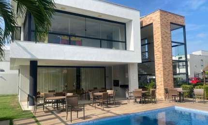 Casa em condomínio fechado com 4 quartos à venda na Rua Praia de Pitimbu, 778, Vilas do Atlantico, Lauro de Freitas