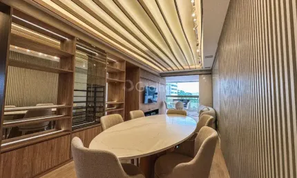 Apartamento lindo mobiliado pronto pra morar de 97m² com 3 quartos sendo 1 suíte no Itacorubi