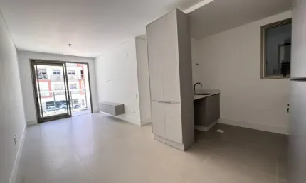 Apartamento de 2 quartos sendo 1 suíte no Córrego Grande
