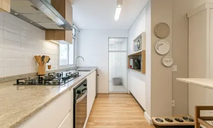 Apartamento de 105m² com 3 quartos sendo 1 suíte no centro
