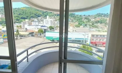 Apartamento com 3 quartos à venda na Avenida Hercílio Luz, 1425, Centro, Florianópolis