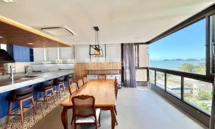 Apartamento duplex finamente decorado – 3 suítes com vista para o mar – agronômica