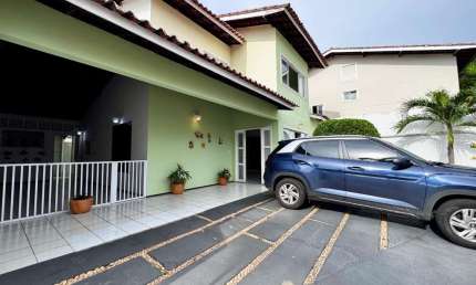 Casa em condomínio fechado com 3 quartos à venda na dos Colibris, 1, Parque Atlântico, São Luís por R$ 1.100.000
