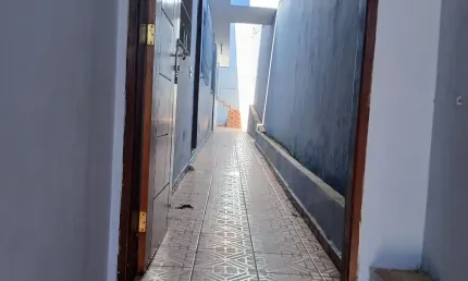 Casa com 2 quartos para alugar na Rua Nuno Fernandes Torneol, 0, Jardim Kioto, São Paulo