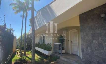 Casa para Venda em Valinhos, Vila Bissoto, 4 dormitórios, 4 suítes, 6 banheiros, 4 vagas