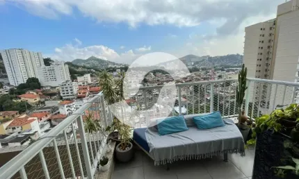 Excelente apartamento de 3 quartos, com uma linda e espaçosa varanda vista livre!