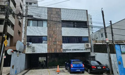 Sala comercial no edifício ji – localização estratégica na nunes valente!