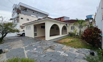 EXCELENTE CASA COMERCIAL NO VIEIRALVES - 4 SALAS AMPLAS, 7 VAGAS DE GARAGENS - WHATSAPP 9298144-1596