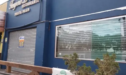 Ponto comercial com 1 sala para alugar na Rua Corumin, Guajuviras, Canoas