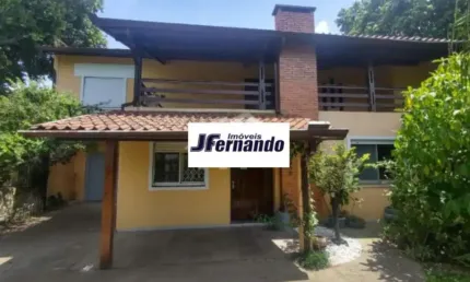 Casa com 4 quartos para alugar na Rua Araguaia, Igara, Canoas