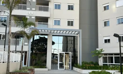 More no melhor e mais completo condomínio de 2 dorms c/ varanda de Diadema, em sua categoria. Segurança e lazer completo. Próximo do terminal de ônibus, hospitais, escolas, shopping, mercados.
