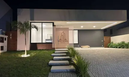 Casa de condomínio à venda, no condomínio alphaville nova esplanada 4, com 3 suítes, piscina aquecida!
