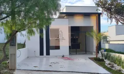 Casa à venda no Condomínio Residencial Jardim,  em Sorocaba, com 3 quartos e piscina