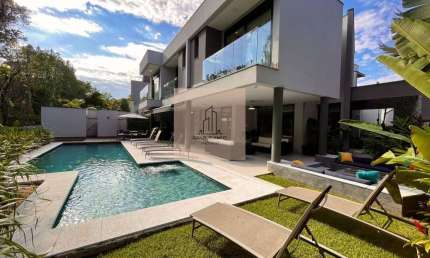 Casa de condomínio à venda em Riviera de São Lourenço, com 5 quartos, 450m²