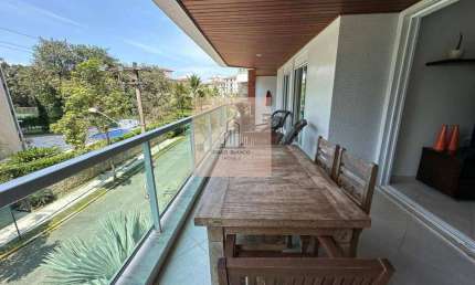 Apartamento em Riviera de São Lourenço com 4 dormitórios