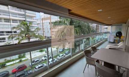 Apartamento à venda em Riviera de São Lourenço, com 3 quartos, 106m²