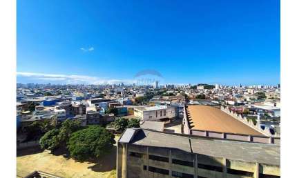 Á venda Apartamento de 2 quartos com suíte e lazer de clube