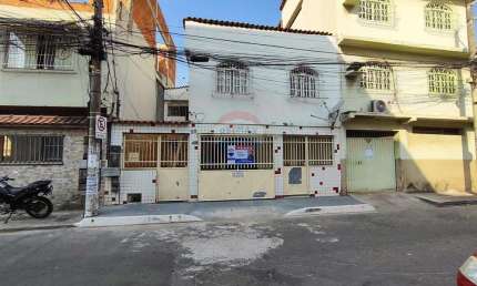 À venda Casa em Itararé, Vitória: 05 Quartos, Oportunidade de negócio ou geração de renda.