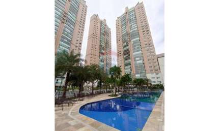Luxuoso Apartamento à Beira-Mar com Vista Deslumbrante para o Convento da Penha e Terceira Ponte – Aluguel Mobiliado e Decorado