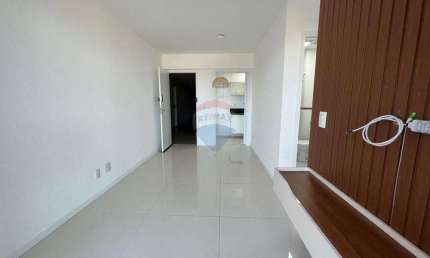 Apartamento de 2 quartos com suíte em Jockey de Itaparica, ao lado do Shopping Boulevard - Apê Vista do Boulevard