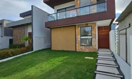 Casa à Venda no Condomínio Vila Florença – Abrantes