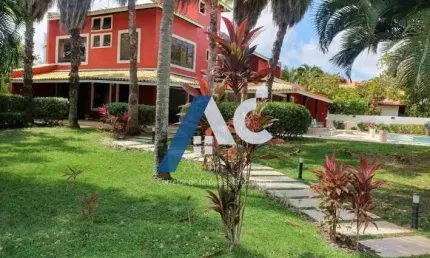 Casa em Condomínio  Alto Padrão, 4/4, 3 suítes, Piscina em Jaguaribe